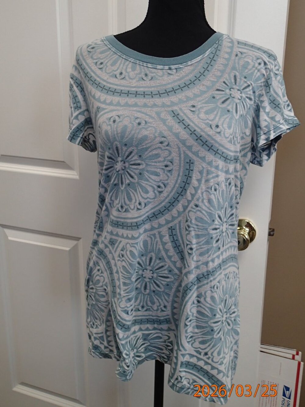 Maurices Size XL Womens Top